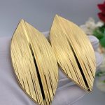 Plain Gold 18k gold plated earring