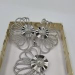 Flower silver earring and pendant set