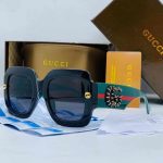 Elegant luxury  sunglasses