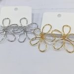 Premium fashion earring